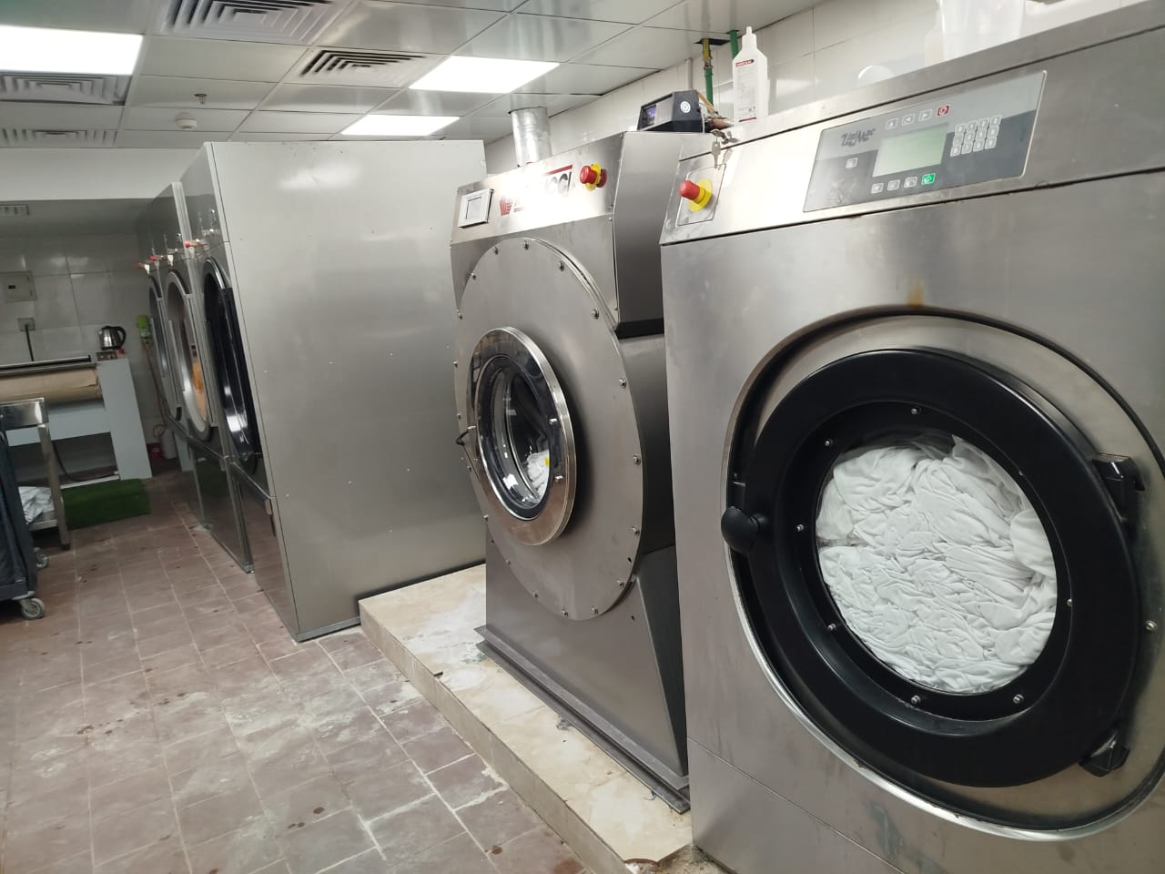 WhatsApp Image 2025-09-27 at 5.42.14 PM (1)